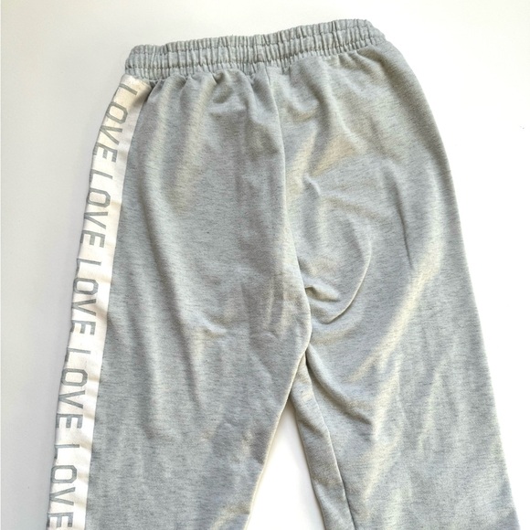 Sweatpants (Sm) and Sports bra (M) bundle - Picture 4 of 8